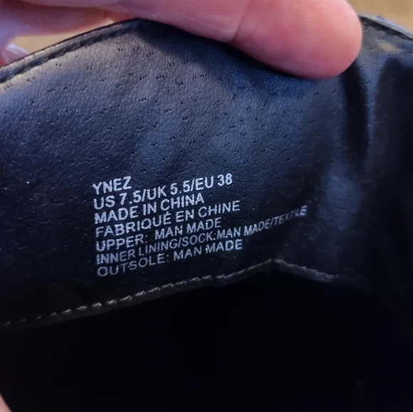 Shoedazzle Ynez black faux leather pointed toe wedge boots - Picture 14 of 16